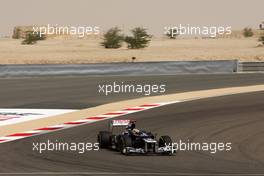 Pastor Maldonado (VEN) Williams F1 Team FW34  20.04.2012. Formula 1 World Championship, Rd 4, Bahrain Grand Prix, Sakhir, Bahrain, Practice Day