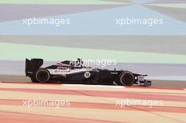 Pastor Maldonado (VEN) Williams FW34. 20.04.2012. Formula 1 World Championship, Rd 4, Bahrain Grand Prix, Sakhir, Bahrain, Practice Day