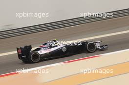 Valtteri Bottas (FIN) Williams FW34 Third Driver. 20.04.2012. Formula 1 World Championship, Rd 4, Bahrain Grand Prix, Sakhir, Bahrain, Practice Day