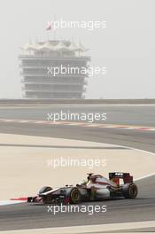 Pedro De La Rosa (ESP) HRT Formula 1 Team F112. 20.04.2012. Formula 1 World Championship, Rd 4, Bahrain Grand Prix, Sakhir, Bahrain, Practice Day