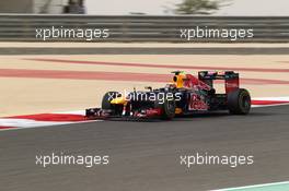 Mark Webber (AUS) Red Bull Racing RB8  20.04.2012. Formula 1 World Championship, Rd 4, Bahrain Grand Prix, Sakhir, Bahrain, Practice Day