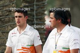 (L to R): Paul di Resta (GBR) Sahara Force India F1 with Andy Stevenson (GBR) Sahara Force India F1 Team Manager. 20.04.2012. Formula 1 World Championship, Rd 4, Bahrain Grand Prix, Sakhir, Bahrain, Practice Day