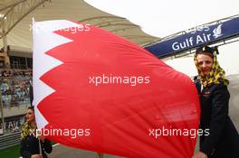 Grid girl. Motor Racing - Formula One World Championship - Bahrain Grand Prix - Race Day - Sakhir, Bahrain