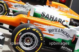 Sahara Force India F1 VJM05s of Paul di Resta (GBR) and Nico Hulkenberg (GER). 21.04.2012. Formula 1 World Championship, Rd 4, Bahrain Grand Prix, Sakhir, Bahrain, Qualifying Day