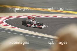 Lewis Hamilton (GBR) McLaren MP4/27. 21.04.2012. Formula 1 World Championship, Rd 4, Bahrain Grand Prix, Sakhir, Bahrain, Qualifying Day