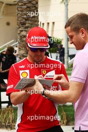 Fernando Alonso (ESP) Ferrari. Motor Racing - Formula One World Championship - Bahrain Grand Prix - Race Day - Sakhir, Bahrain