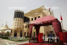 Paddock entrance gate and buildings. 19.04.2012. Formula 1 World Championship, Rd 4, Bahrain Grand Prix, Sakhir, Bahrain, Preparation Day