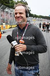 Rubens Barrichello (BRA) on the grid. 25.11.2012. Formula 1 World Championship, Rd 20, Brazilian Grand Prix, Sao Paulo, Brazil, Race Day.
