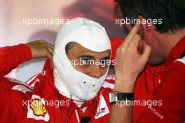 Felipe Massa (BRA) Ferrari with Rob Smedley (GBR) Ferrari Race Engineer.