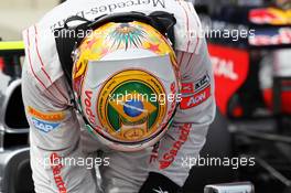 Lewis Hamilton (GBR) McLaren MP4/27 in parc ferme. 24.11.2012. Formula 1 World Championship, Rd 20, Brazilian Grand Prix, Sao Paulo, Brazil, Qualifying Day.