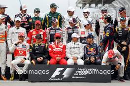 Drivers end of year group photograph. 25.11.2012. Formula 1 World Championship, Rd 20, Brazilian Grand Prix, Sao Paulo, Brazil, Race Day.