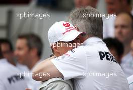 Michael Schumacher (GER), Mercedes GP and Ross Brawn (GBR), Mercedes GP, Technical Director   25.11.2012. Formula 1 World Championship, Rd 20, Brazilian Grand Prix, Sao Paulo, BRA, Race Day