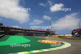 Track atmosphere, Senna S 22.11.2012. Formula 1 World Championship, Rd 20, Brazilian Grand Prix, Sao Paulo, BRA, Preparation Day