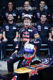 Daniel Ricciardo (AUS) Scuderia Toro Rosso STR7 at a team photograph. 22.11.2012. Formula 1 World Championship, Rd 20, Brazilian Grand Prix, Sao Paulo, Brazil, Preparation Day.