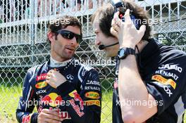 (L to R): Mark Webber (AUS) Red Bull Racing on the grid with Ciaron Pilbeam (GBR) Red Bull Racing Race Engineer. 10.06.2012. Formula 1 World Championship, Rd 7, Canadian Grand Prix, Montreal, Canada, Race Day