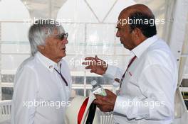(L to R): Bernie Ecclestone (GBR) CEO Formula One Group (FOM) with Emilio Botin (ESP) Santander Chairman. 09.06.2012. Formula 1 World Championship, Rd 7, Canadian Grand Prix, Montreal, Canada, Qualifying Day