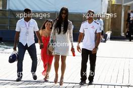 Lewis Hamilton (GBR) McLaren with girlfriend Nicole Scherzinger (USA) Singer. 09.06.2012. Formula 1 World Championship, Rd 7, Canadian Grand Prix, Montreal, Canada, Qualifying Day