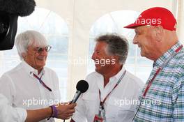(L to R): Bernie Ecclestone (GBR) CEO Formula One Group (FOM) with Mario Andretti (USA) and Niki Lauda (AUT). 10.06.2012. Formula 1 World Championship, Rd 7, Canadian Grand Prix, Montreal, Canada, Race Day