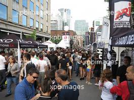 Downtown Montreal on Cresent street  07.06.2012. Formula 1 World Championship, Rd 7, Canadian Grand Prix, Montreal, Canada, Preparation Day