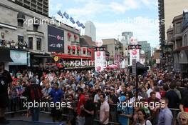 Downtown Montreal on Crestent street  07.06.2012. Formula 1 World Championship, Rd 7, Canadian Grand Prix, Montreal, Canada, Preparation Day