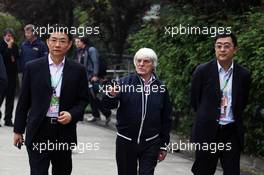 Bernie Ecclestone (GBR) CEO Formula One Group (FOM). 13.04.2012. Formula 1 World Championship, Rd 3, Chinese Grand Prix, Shanghai, China, Practice Day