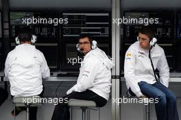 Bradley Joyce (GBR) Sahara Force India F1 Race Engineer (Centre) and Paul di Resta (GBR) Sahara Force India F1 (Right) on the pit gantry. 13.04.2012. Formula 1 World Championship, Rd 3, Chinese Grand Prix, Shanghai, China, Practice Day