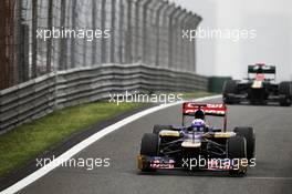 Daniel Ricciardo (AUS) Scuderia Toro Rosso STR7. 13.04.2012. Formula 1 World Championship, Rd 3, Chinese Grand Prix, Shanghai, China, Practice Day