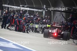 Daniel Ricciardo (AUS), Scuderia Toro Rosso pit stop  15.04.2012. Formula 1 World Championship, Rd 3, Chinese Grand Prix, Shanghai, China, Race Day