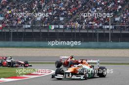 Paul di Resta (GBR) Sahara Force India VJM05 leads Felipe Massa (BRA) Ferrari F2012 and Jenson Button (GBR) McLaren MP4/27. 15.04.2012. Formula 1 World Championship, Rd 3, Chinese Grand Prix, Shanghai, China, Race Day