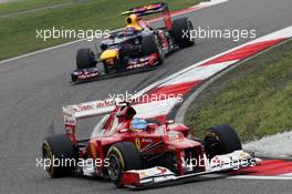 Fernando Alonso (ESP) Ferrari F2012 leads Mark Webber (AUS) Red Bull Racing RB8. 15.04.2012. Formula 1 World Championship, Rd 3, Chinese Grand Prix, Shanghai, China, Race Day