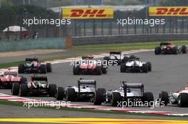 Bruno Senna (BRA) Williams FW34 at the start of the race. 15.04.2012. Formula 1 World Championship, Rd 3, Chinese Grand Prix, Shanghai, China, Race Day