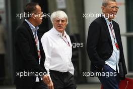 Bernie Ecclestone (GBR) CEO Formula One Group (FOM). 14.04.2012. Formula 1 World Championship, Rd 3, Chinese Grand Prix, Shanghai, China, Qualifying Day
