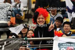 Fans. 14.04.2012. Formula 1 World Championship, Rd 3, Chinese Grand Prix, Shanghai, China, Qualifying Day
