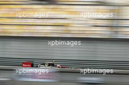 Romain Grosjean (FRA) Lotus F1 E20. 14.04.2012. Formula 1 World Championship, Rd 3, Chinese Grand Prix, Shanghai, China, Qualifying Day
