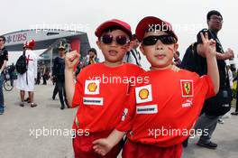 Fans and atmosphere. 15.04.2012. Formula 1 World Championship, Rd 3, Chinese Grand Prix, Shanghai, China, Race Day