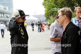 (L to R): Kimi Raikkonen (FIN) Lotus F1 Team with Mika Salo (FIN). 15.04.2012. Formula 1 World Championship, Rd 3, Chinese Grand Prix, Shanghai, China, Race Day