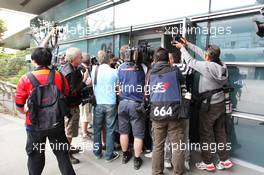 Bernie Ecclestone (GBR) CEO Formula One Group (FOM) with the media. 12.04.2012. Formula 1 World Championship, Rd 3, Chinese Grand Prix, Shanghai, China, Preparation Day