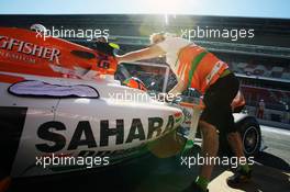 Nico Hulkenberg (GER) Sahara Force India F1 VJM05 in the pits. 11.05.2012. Formula 1 World Championship, Rd 5, Spanish Grand Prix, Barcelona, Spain, Practice Day