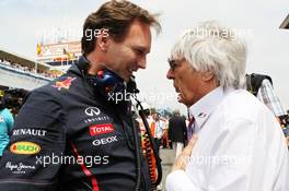 (L to R): Christian Horner (GBR) Red Bull Racing Team Principal with Bernie Ecclestone (GBR) CEO Formula One Group (FOM) on the grid. 10.05.2012. Formula 1 World Championship, Rd 5, Spanish Grand Prix, Barcelona, Spain, Race Day