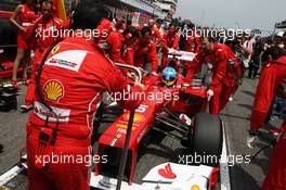 Fernando Alonso (ESP) Ferrari F2012 on the grid. 10.05.2012. Formula 1 World Championship, Rd 5, Spanish Grand Prix, Barcelona, Spain, Race Day