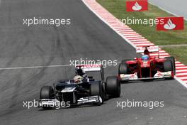 Pastor Maldonado (VEN), Williams F1 Team and Fernando Alonso (ESP), Scuderia Ferrari  13.05.2012. Formula 1 World Championship, Rd 5, Spanish Grand Prix, Barcelona, Spain, Race Day