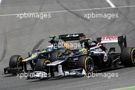 Bruno Senna (BRE), Williams F1 Team and Vitaly Petrov (RUS), Caterham F1 Team  13.05.2012. Formula 1 World Championship, Rd 5, Spanish Grand Prix, Barcelona, Spain, Race Day