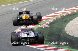 Heikki Kovalainen (FIN) Caterham CT01 leads Bruno Senna (BRA) Williams FW34. 10.05.2012. Formula 1 World Championship, Rd 5, Spanish Grand Prix, Barcelona, Spain, Race Day