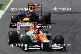 Nico Hulkenberg (GER) Sahara Force India F1 VJM05 leads Mark Webber (AUS) Red Bull Racing RB8. 10.05.2012. Formula 1 World Championship, Rd 5, Spanish Grand Prix, Barcelona, Spain, Race Day