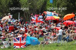 Fans watch qualifying. 12.05.2012. Formula 1 World Championship, Rd 5, Spanish Grand Prix, Barcelona, Spain, Qualifying Day