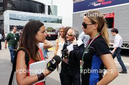 (L to R): Laia Ferrer (ESP) TV3 with GP3 driver Carmen Jorda (ESP) Ocean Racing Technology. 10.05.2012. Formula 1 World Championship, Rd 5, Spanish Grand Prix, Barcelona, Spain, Race Day