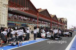 (L to R): Sergio Perez (MEX) Sauber C31 and Kamui Kobayashi (JPN) Sauber C31 in the pits. 22.06.2012. Formula 1 World Championship, Rd 8, European Grand Prix, Valencia, Spain, Practice Day