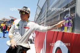 Kimi Raikkonen (FIN) Lotus F1 Team on the grid. 24.06.2012. Formula 1 World Championship, Rd 8, European Grand Prix, Valencia, Spain, Race Day