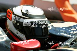 Second placed Kimi Raikkonen (FIN) Lotus F1 E20 enters parc ferme. 24.06.2012. Formula 1 World Championship, Rd 8, European Grand Prix, Valencia, Spain, Race Day
