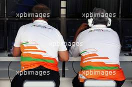 (L to R): Robert Fearnley (GBR) Sahara Force India F1 Team Deputy Team Principal and Dr. Vijay Mallya (IND) Sahara Force India F1 Team Owner on the pit gantry. 23.06.2012. Formula 1 World Championship, Rd 8, European Grand Prix, Valencia, Spain, Qualifying Day